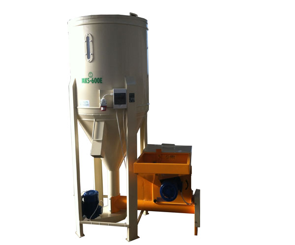 MKS-600-TR-umanjena-1.jpg Mješaona krmnih smjesa